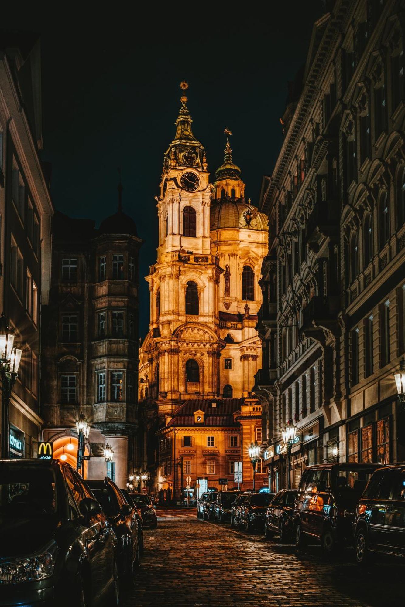 Happy Hostel In Centrum Прага Екстер'єр фото
